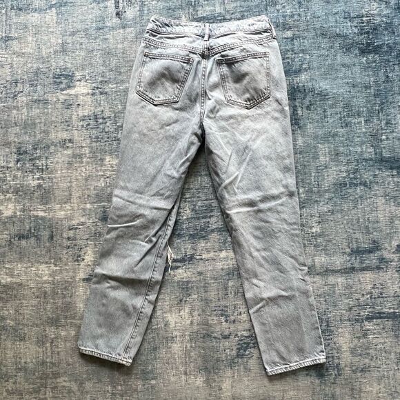 Pacsun Distressed Pale Wash Straight Leg High Rise Mom Jeans Size 25 - Picture 3 of 7